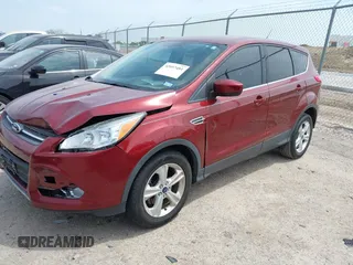2014 Ford Escape SE with VIN 1FMCU0GX5EUA58458, listed as a IAAI auction lot 42057481 with 38,905 mi miles. Bid and sale history available at carsss.com. Image 2.
