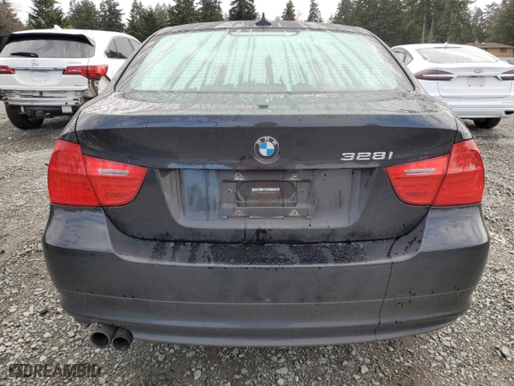 2011 BMW 3 Series 328i xDrive with VIN WBAPK5G55BNN25985, listed as a Copart auction lot 50939095 with 91,687 mi miles and Salvage Title. Bid and sale history available at carsss.com. Image 6.