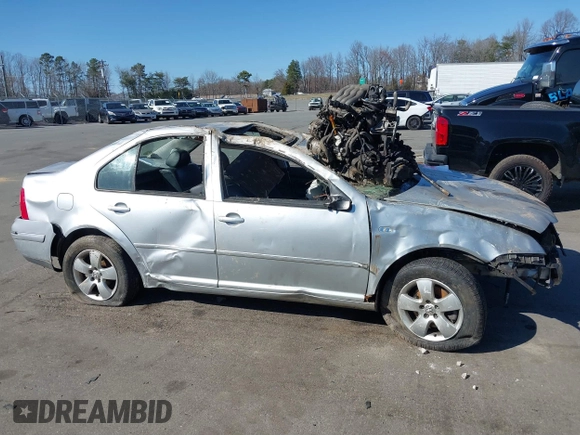 2004 Volkswagen Jetta Sedan GLS with VIN 3VWSA69M04M063629, listed as a IAAI auction lot 41771859 with 1 mi miles. Bid and sale history available at carsss.com. Image 12.