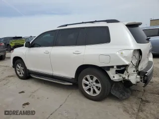 2013 Toyota Highlander with VIN 5TDZK3EH7DS118003, listed as a Copart auction lot 47138505 with 109,021 mi miles and Salvage Title. Bid and sale history available at carsss.com. Image 2.