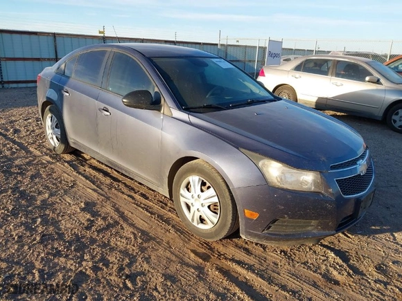 2014 Chevrolet Cruze LS with VIN 1G1PA5SH1E7171908, listed as a IAAI auction lot 40688244 with 96,643 mi miles. Bid and sale history available at carsss.com. Image 1.