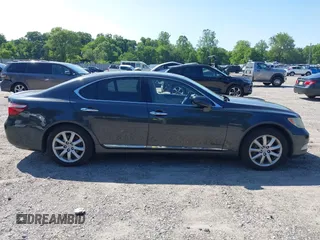 2008 Lexus LS 460 with VIN JTHBL46F885083337, listed as a IAAI auction lot 42409781 with 162,018 mi miles and . Bid and sale history available at DreamBid. Image 13.