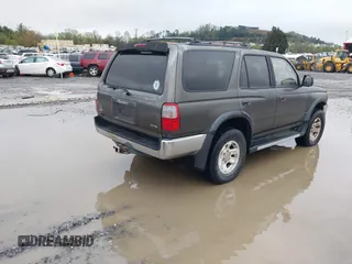 1998 Toyota 4Runner SR5 with VIN JT3HN86R1W0168185, listed as a IAAI auction lot 41936469 with 243,983 mi miles and . Bid and sale history available at DreamBid. Image 4.