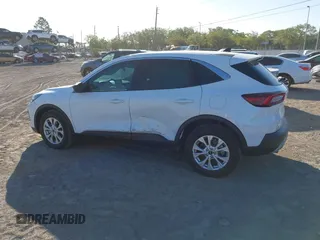 2024 Ford Escape Active с VIN 1FMCU0GN2RUB14750, выставлен на аукционе IAAI как лот 41810289 с пробегом 1 096 миль миль и . История ставок и продаж доступна на DreamBid. Изображение 14.