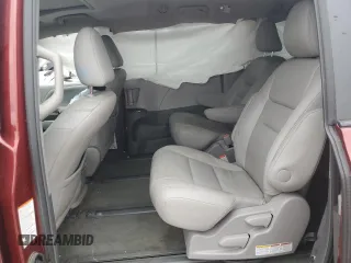 2016 Toyota Sienna Limited z VIN 5TDDK3DC4GS143638, wystawiony jako Copart lot #58848495 z przebiegiem 174 487 mil mil oraz Czysty tytuł • Clean title. Historia ofert i sprzedaży dostępna na DreamBid. Obrazek 11.