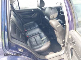2003 Volkswagen Jetta GLS with VIN WVWSE61J73W575329, listed as a IAAI auction lot 41948518 with 238,622 mi miles and . Bid and sale history available at DreamBid. Image 8.