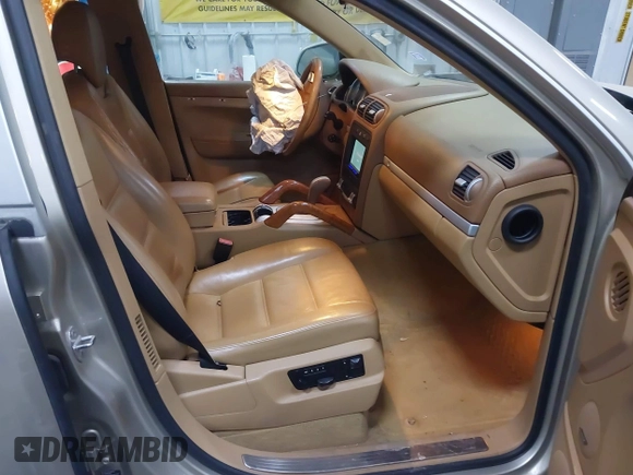 2006 Porsche Cayenne S z VIN WP1AB29P16LA66833, wystawiony jako IAAI lot #41727403 z przebiegiem 149 596 mil mil oraz . Historia ofert i sprzedaży dostępna na DreamBid. Obrazek 5.