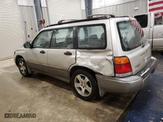 2000 Subaru Forester S with VIN JF1SF6557YH705525, listed as a Copart auction lot 51226305 with 212,642 mi miles and Clean Title. Bid and sale history available at carsss.com. Image 2.