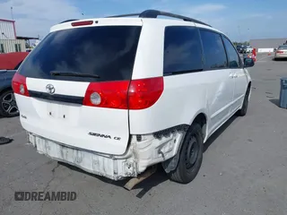 2008 Toyota Sienna CE with VIN 5TDZK23C38S145819, listed as a IAAI auction lot 42034399 with 141,830 mi miles. Bid and sale history available at carsss.com. Image 4.