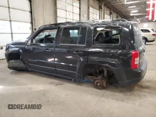2012 Jeep Patriot Limited with VIN 1C4NJRCB7CD603870, listed as a Copart auction lot 44593145 with 147,676 mi miles and Salvage Title. Bid and sale history available at carsss.com. Image 2.