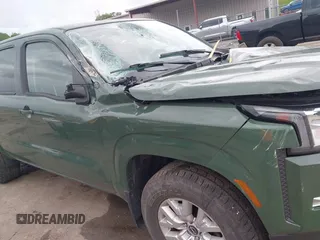 2022 Nissan Frontier Pro-4X z VIN 1N6ED1EK6NN603200, wystawiony jako IAAI lot #42223802 z przebiegiem 17 972 mil mil oraz . Historia ofert i sprzedaży dostępna na DreamBid. Obrazek 19.