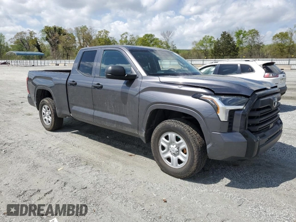 2022 Toyota Tundra SR z VIN 5TFKB5DA7NX047592, wystawiony jako Copart lot #51610295 z przebiegiem 50 737 mil mil oraz Szkoda całkowita • Salvage title. Historia ofert i sprzedaży dostępna na DreamBid. Obrazek 4.