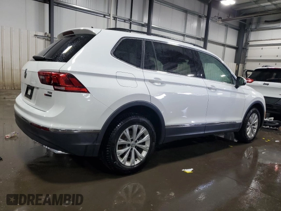 2018 Volkswagen Tiguan SEL with VIN 3VV2B7AX7JM140246, listed as a Copart auction lot 58817255 with 96,792 mi miles and Clean title. Bid and sale history available at DreamBid. Image 3.