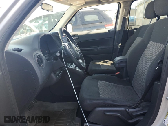 2011 Jeep Patriot Sport with VIN 1J4NF1GB0BD164954, listed as a Copart auction lot 51068835 with 206,313 mi miles and Clean Title. Bid and sale history available at DreamBid. Image 7.
