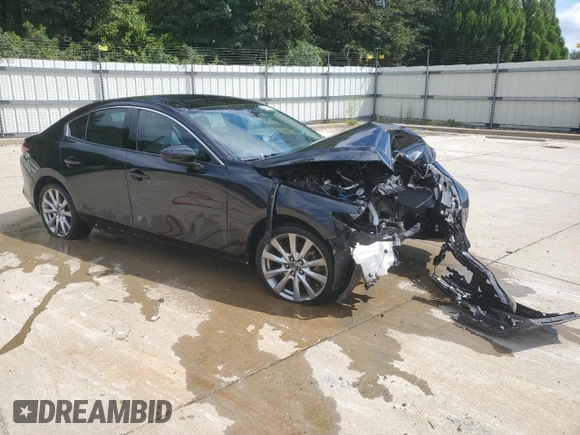 2020 Mazda 3 Premium with VIN 3MZBPBEMXLM125534, listed as a Copart auction lot 71675304 with 39,219 mi miles and Clean Title. Bid and sale history available at DreamBid. Image 4.