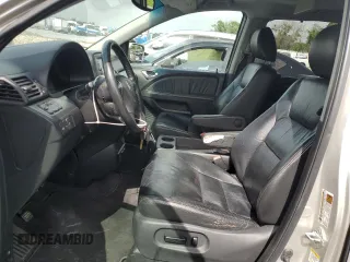 2008 Honda Odyssey Touring z VIN 5FNRL38978B062320, wystawiony jako Copart lot #59898345 z przebiegiem 229 760 mil mil oraz Czysty tytuł • Clean title. Historia ofert i sprzedaży dostępna na DreamBid. Obrazek 7.