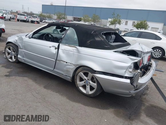 2005 BMW 3 Series 325Ci with VIN WBABW33415PL34475, listed as a IAAI auction lot 41450478 with 191,047 mi miles and . Bid and sale history available at carsss.com. Image 3.