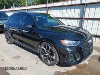 2021 Audi SQ5 Premium Plus z VIN WA1B4AFY1M2001646, wystawiony jako IAAI lot #42227378 z przebiegiem 48 525 mil mil oraz . Historia ofert i sprzedaży dostępna na DreamBid. Obrazek 1.