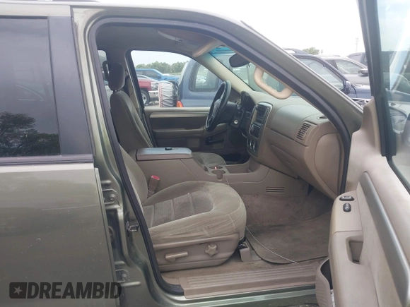 2003 Ford Explorer XLT with VIN 1FMZU73K93UB06523, listed as a IAAI auction lot 42620715 with 202,383 mi miles and . Bid and sale history available at DreamBid. Image 5.