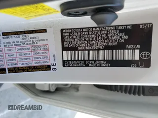 2018 Toyota C-HR XLE z VIN NMTKHMBX8JR015992, wystawiony jako Copart lot #65197115 z przebiegiem 49 226 mil mil oraz Szkoda całkowita • Salvage title. Historia ofert i sprzedaży dostępna na DreamBid. Obrazek 13.