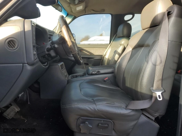 2002 Chevrolet Silverado 3500 LT with VIN 1GCJK33122F119530, listed as a Copart auction lot 80089344 with NaN miles and Salvage Title. Bid and sale history available at carsss.com. Image 7.