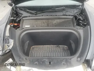2024 Tesla Model Y with VIN 7SAYGDED1RF098054, listed as a Copart auction lot 44072195 with 16,085 mi miles and Salvage Title. Bid and sale history available at DreamBid. Image 13.