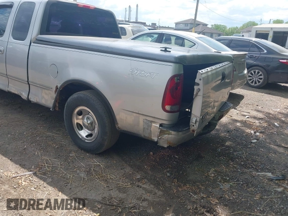 2001 Ford F-150 with VIN 2FTZX17221CB01390, listed as a IAAI auction lot 42194407 with 239,834 mi miles and . Bid and sale history available at DreamBid. Image 6.