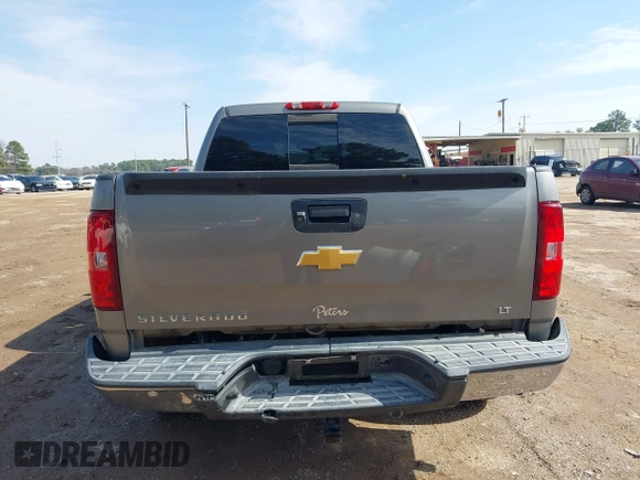 2013 Chevrolet Silverado 1500 LT with VIN 3GCPCSE04DG133517, listed as a IAAI auction lot 41580539 with 126,310 mi miles and . Bid and sale history available at DreamBid. Image 17.