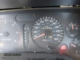 1997 Dodge 1500 with VIN 3B7HC13Y8VG787591, listed as a IAAI auction lot 41493641 with 281,506 mi miles and . Bid and sale history available at DreamBid. Image 7.