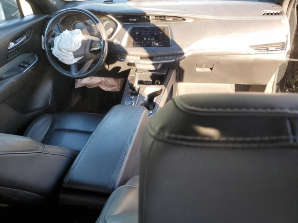 2020 Cadillac XT4 AWD Premium Luxury with VIN 1GYFZDR47LF088070, listed as a Copart auction lot 42802985 with 102,777 mi miles and Salvage title. Bid and sale history available at DreamBid. Image 8.