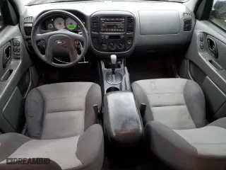 2007 Ford Escape XLS with VIN 1FMYU02Z47KB90057, listed as a Copart auction lot 44045855 with 198,461 mi miles and Non Repairable. Bid and sale history available at carsss.com. Image 8.