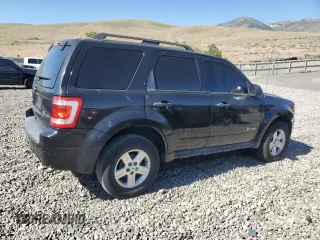 2011 Ford Escape Hybrid with VIN 1FMCU5K30BKC25365, listed as a Copart auction lot 61581755 with 272,941 mi miles and Salvage title. Bid and sale history available at DreamBid. Image 3.