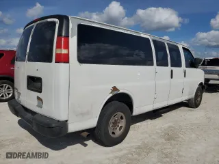 2008 Chevrolet Express Passenger with VIN 1GAHG39KX81165573, listed as a Copart auction lot 84707104 with 367,543 mi miles and Non Repairable. Bid and sale history available at carsss.com. Image 3.