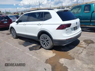 2018 Volkswagen Tiguan SEL с VIN 3VV2B7AX7JM138559, выставлен на аукционе IAAI как лот 42564565 с пробегом 74 602 миль миль и . История ставок и продаж доступна на DreamBid. Изображение 3.