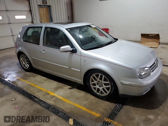 2001 Volkswagen GTI z VIN 9BWPG61J314064540, wystawiony jako Copart lot #57957945 z przebiegiem 130 262 mil mil oraz Szkoda całkowita • Salvage title. Historia ofert i sprzedaży dostępna na DreamBid. Obrazek 4.