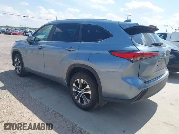 2023 Toyota Highlander L with VIN 5TDKDRBH5PS012608, listed as a IAAI auction lot 42702499 with 61,129 mi miles and . Bid and sale history available at DreamBid. Image 3.