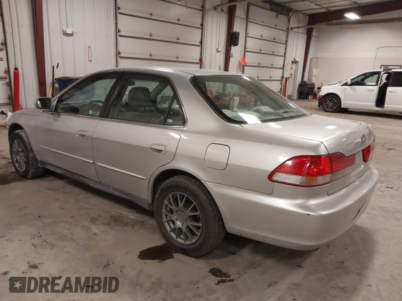 2001 Honda Accord LX z VIN 1HGCG16491A012217, wystawiony jako IAAI lot #41428403 z przebiegiem 165 268 mil mil oraz . Historia ofert i sprzedaży dostępna na DreamBid. Obrazek 3.