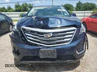 2017 Cadillac XT5 Luxury FWD z VIN 1GYKNBRS2HZ143379, wystawiony jako Copart lot #55271865 z przebiegiem 137 922 mil mil oraz Tytuł czysty. Historia ofert i sprzedaży dostępna na DreamBid. Obrazek 5.