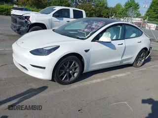 2023 Tesla Model 3 z VIN 5YJ3E1EA3PF600030, wystawiony jako IAAI lot #42052459 z przebiegiem 11 177 mil mil oraz . Historia ofert i sprzedaży dostępna na DreamBid. Obrazek 16.