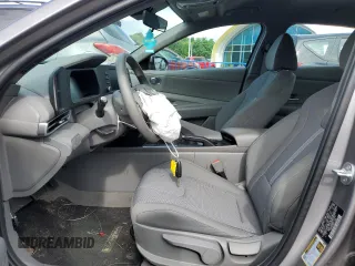 2024 Hyundai Elantra SE с VIN KMHLL4DG9RU741543, выставлен на аукционе Copart как лот 62686485 с пробегом 5 715 миль миль и Чистый • Clean title. История ставок и продаж доступна на DreamBid. Изображение 7.