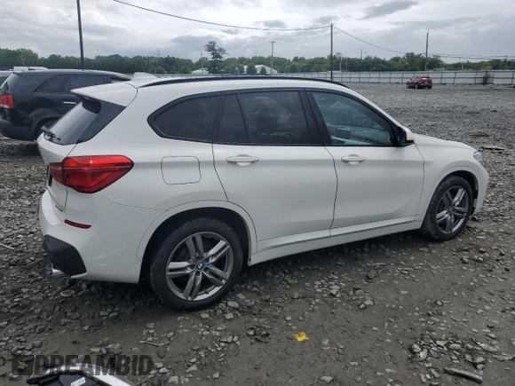 2021 BMW X1 xDrive28i with VIN WBXJG9C07M3M67312, listed as a Copart auction lot 59712835 with 62,371 mi miles and Salvage title. Bid and sale history available at DreamBid. Image 3.