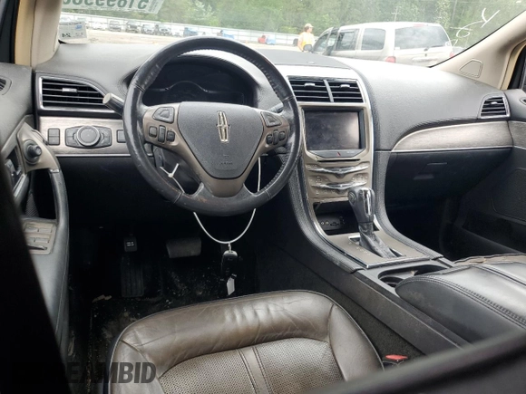2012 Lincoln MKX with VIN 2LMDJ6JK4CBL13038, listed as a Copart auction lot 51990355 with 178,887 mi miles and Salvage Title. Bid and sale history available at carsss.com. Image 8.