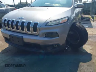 2015 Jeep Cherokee Latitude with VIN 1C4PJMCS2FW789144, listed as a IAAI auction lot 42837222 with 99,759 mi miles and . Bid and sale history available at DreamBid. Image 18.
