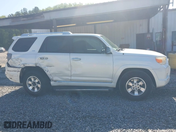 2012 Toyota 4Runner SR5 z VIN JTEZU5JR8C5041520, wystawiony jako IAAI lot #41974132 z przebiegiem 202 050 mil mil oraz . Historia ofert i sprzedaży dostępna na DreamBid. Obrazek 13.