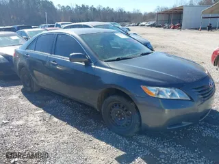 2007 Toyota Camry CE with VIN 4T1BE46K47U058086, listed as a IAAI auction lot 41650482 with 185,814 mi miles. Bid and sale history available at carsss.com. Image 1.