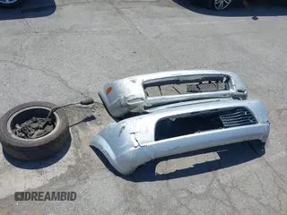 2000 Toyota MR2 z VIN JTDFR3207Y0019297, wystawiony jako IAAI lot #42363059 z przebiegiem 80 260 mil mil oraz . Historia ofert i sprzedaży dostępna na DreamBid. Obrazek 12.