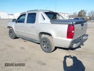 2007 Chevrolet Avalanche 3LT z VIN 3GNFK12397G125450, wystawiony jako IAAI lot #41576637 z przebiegiem 170 924 mil mil oraz . Historia ofert i sprzedaży dostępna na DreamBid. Obrazek 3.