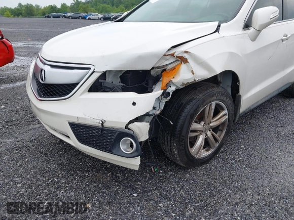 2013 Acura RDX Technology with VIN 5J8TB3H51DL017551, listed as a IAAI auction lot 41464240 with 122,863 mi miles and . Bid and sale history available at DreamBid. Image 6.