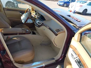 2009 Mercedes-Benz S 550 with VIN WDDNG71X49A276667, listed as a IAAI auction lot 41736473 with Not Provided miles and . Bid and sale history available at DreamBid. Image 5.
