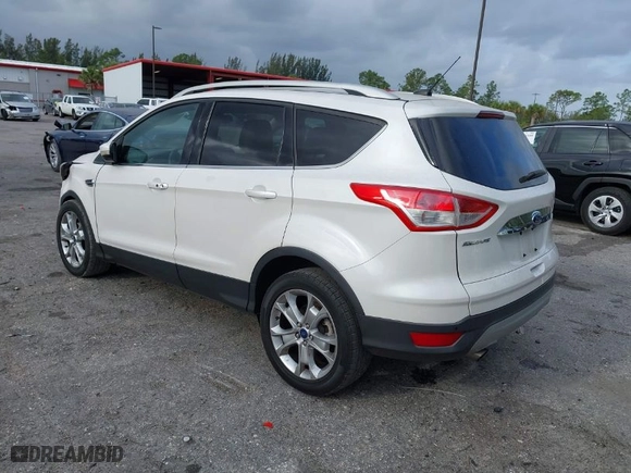 2015 Ford Escape Titanium with VIN 1FMCU0JX1FUC31418, listed as a IAAI auction lot 41900497 with 91,304 mi miles. Bid and sale history available at carsss.com. Image 3.